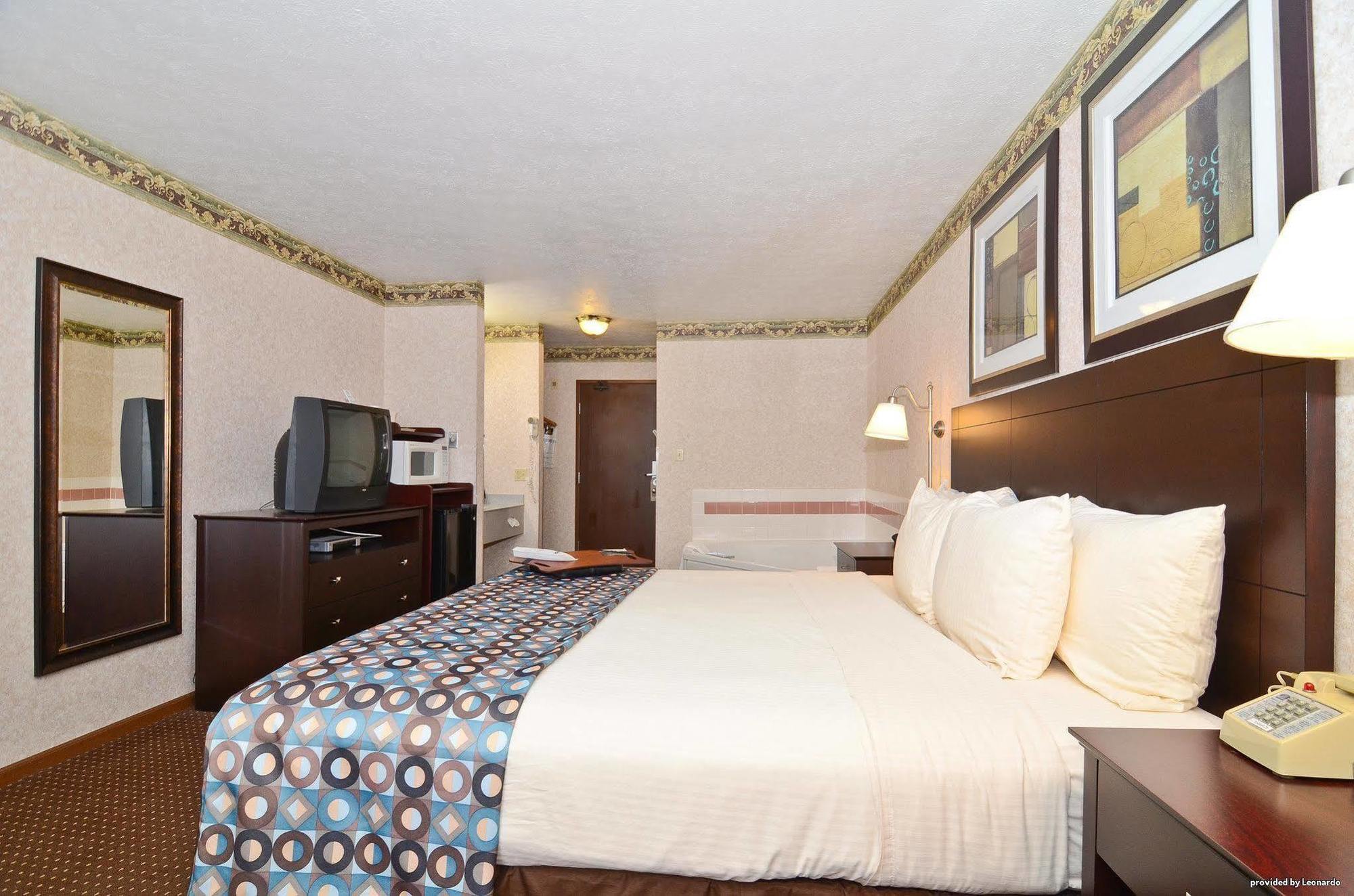 Baymont By Wyndham Danville Il Eksteriør billede